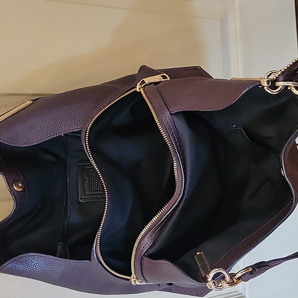 Brown/Burgundy Coach Shoulder Bag - Picture 6 of 10